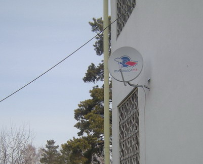 Триколор ТВ Новосибирск - установка спутниковых антенн.